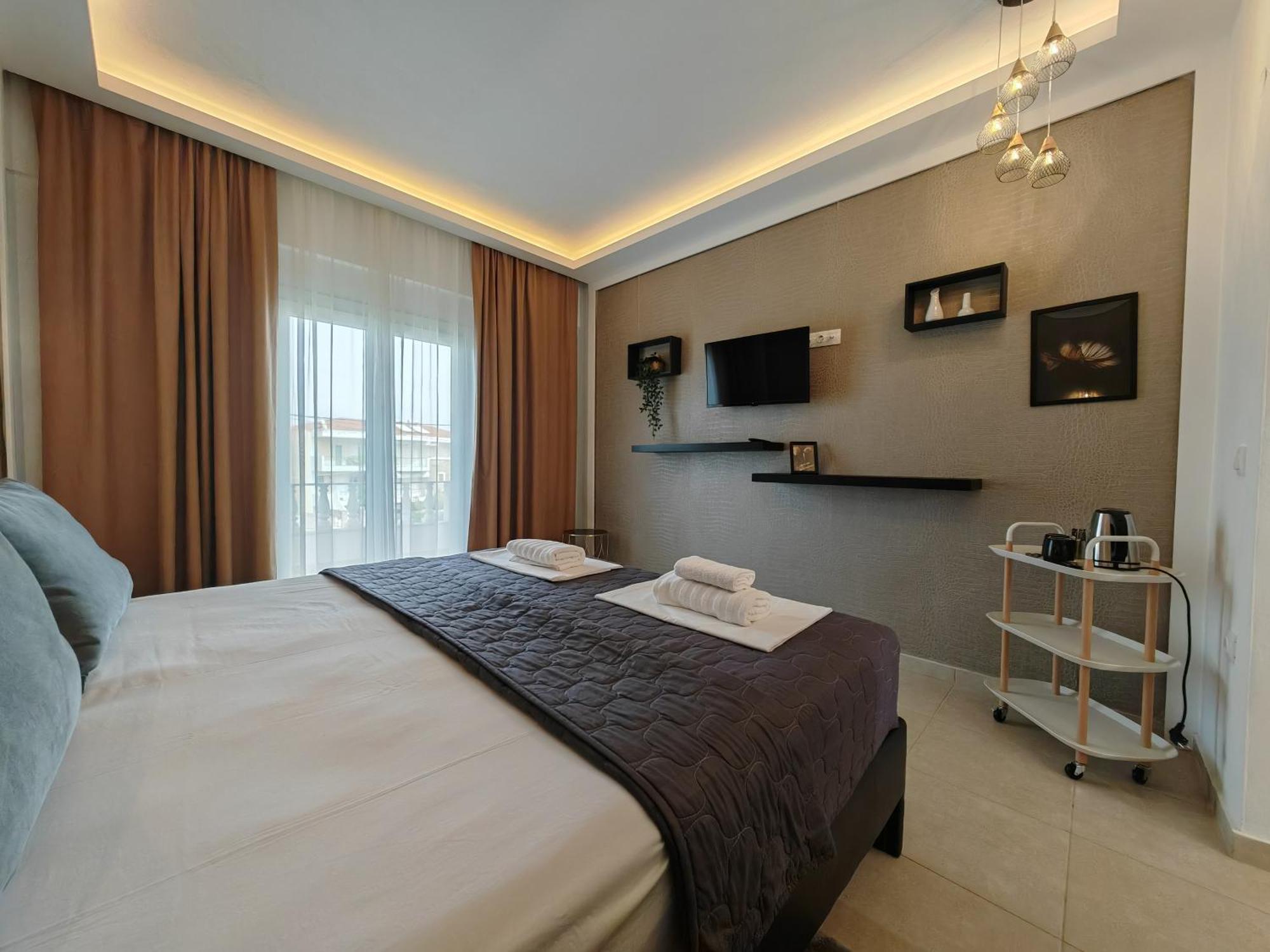 Hotel Valerios Kriopigi Bagian luar foto