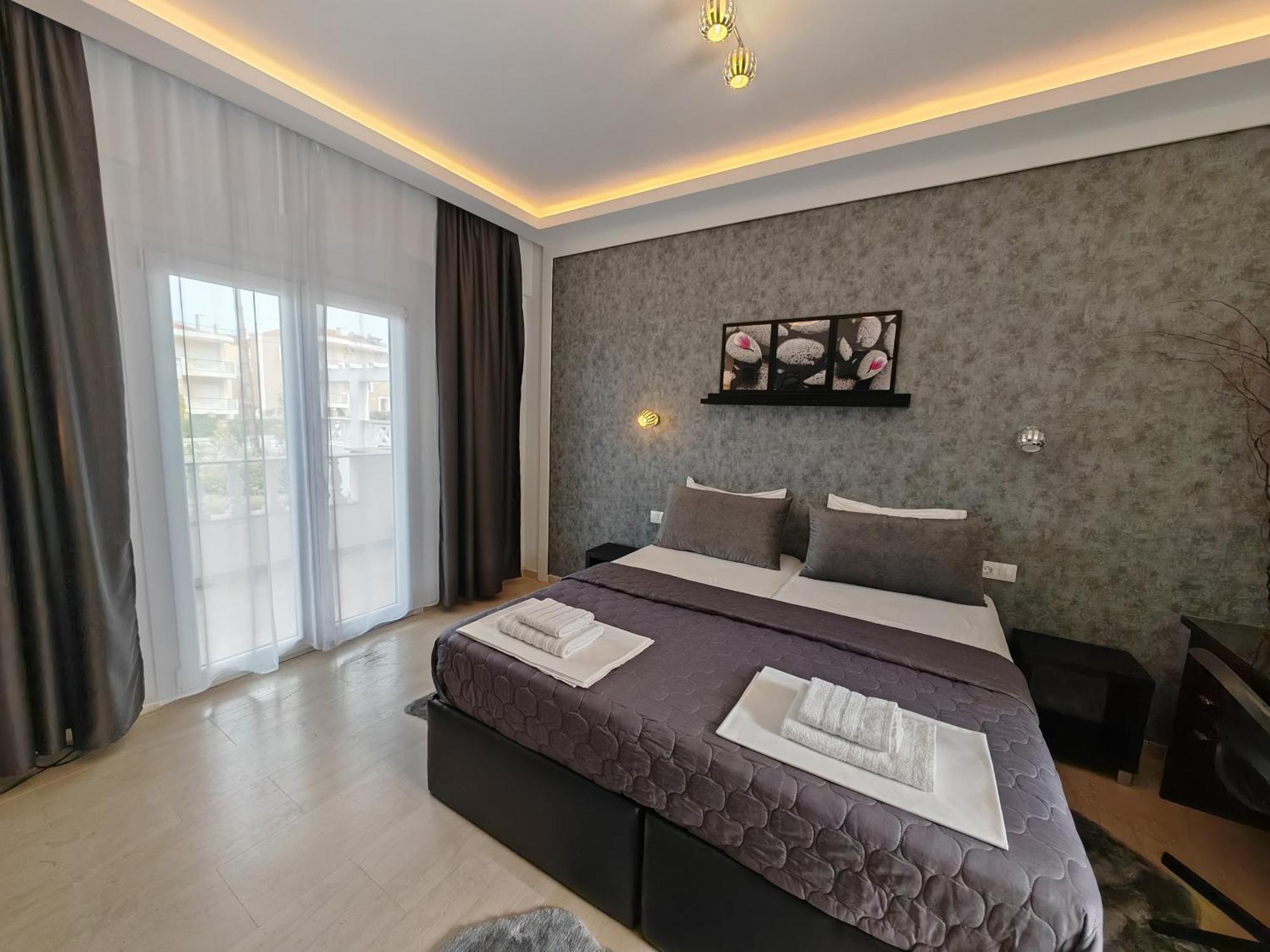 Hotel Valerios Kriopigi Bagian luar foto
