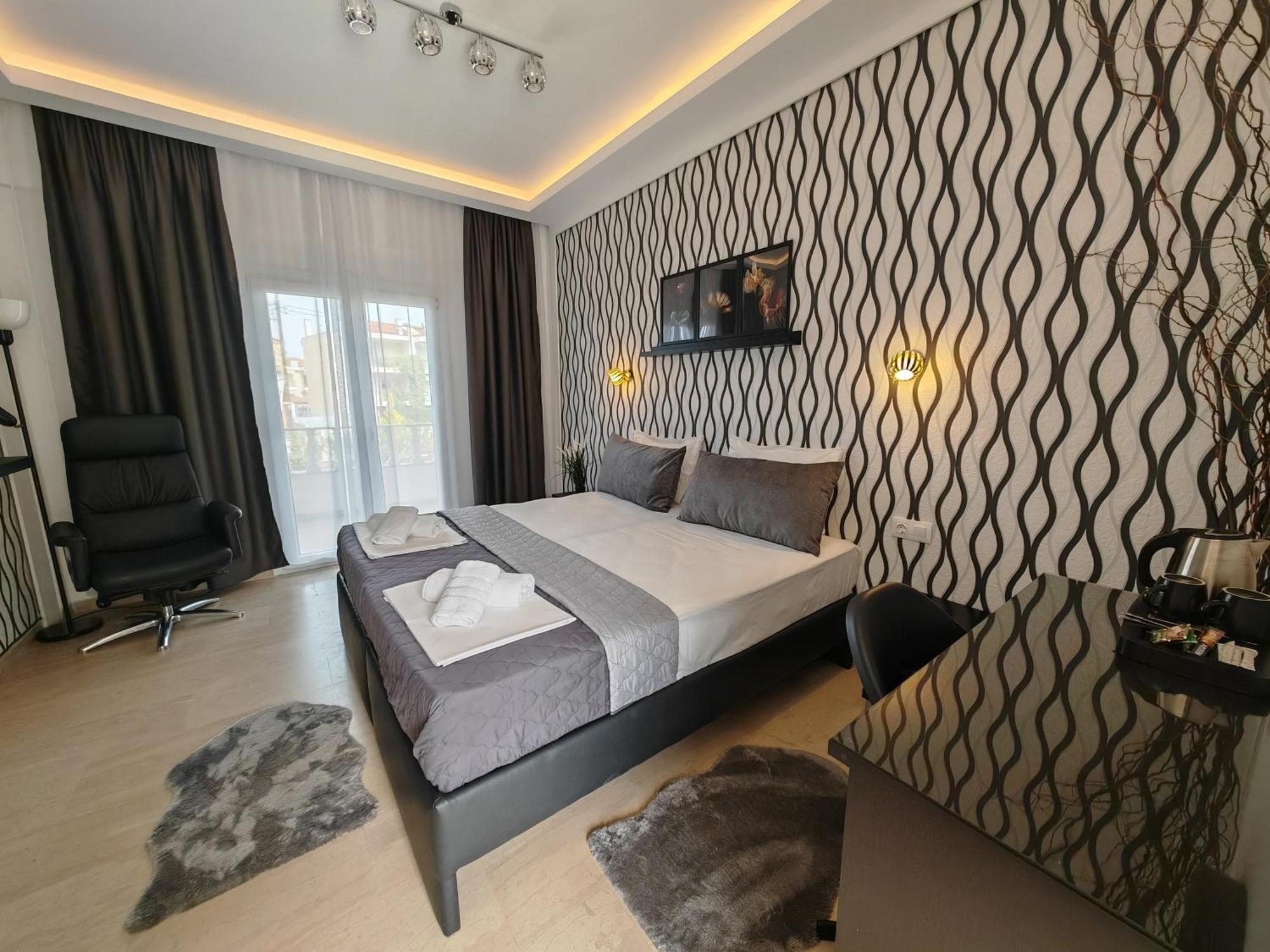 Hotel Valerios Kriopigi Bagian luar foto